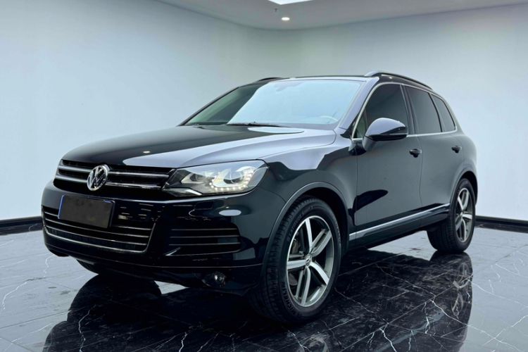 Used Volkswagen Touareg 2011 3.0 TSI Comfort Version Exterior 1