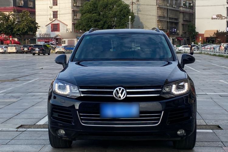 Used Volkswagen Touareg 2011 3.0 TSI Comfort Version Exterior 1