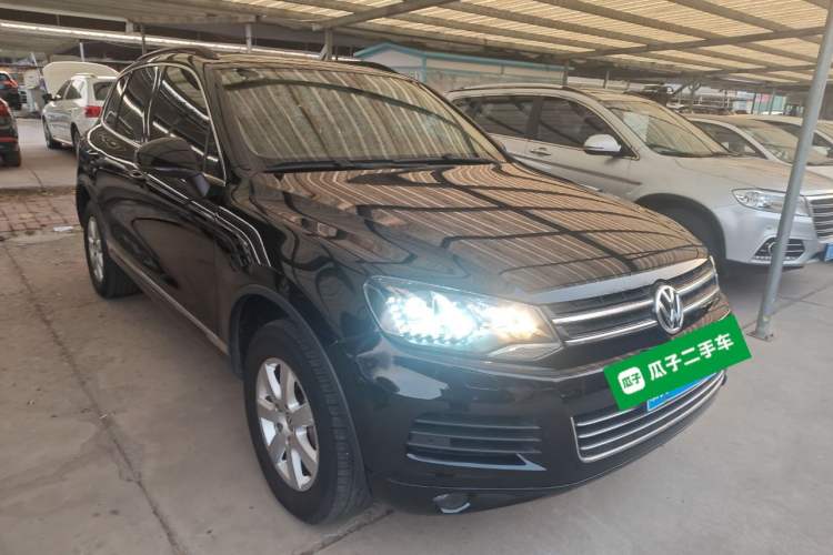 Used Volkswagen Touareg 2011 3.0 TSI Standard Version Exterior 2