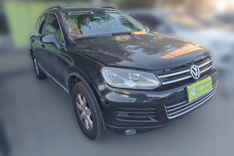 Used Volkswagen Touareg 2011 3.0 TSI Standard Version Exterior 2