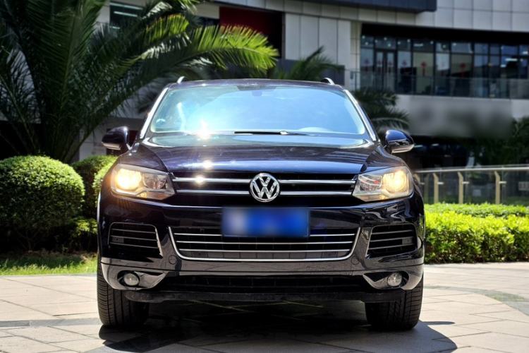 Used Volkswagen Touareg 2011 3.0 TSI Standard Version Exterior 5