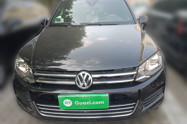 Used Volkswagen Touareg 2011 3.0 TDI Diesel Luxury Model Front