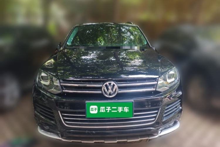 Used Volkswagen Touareg 2011 3.0 TSI High-End Version Front