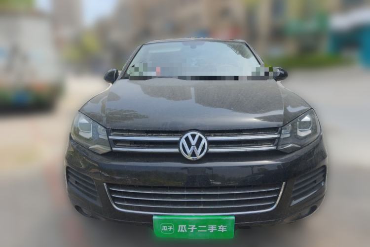 Used Volkswagen Touareg 2011 3.0 TSI High-End Version Front
