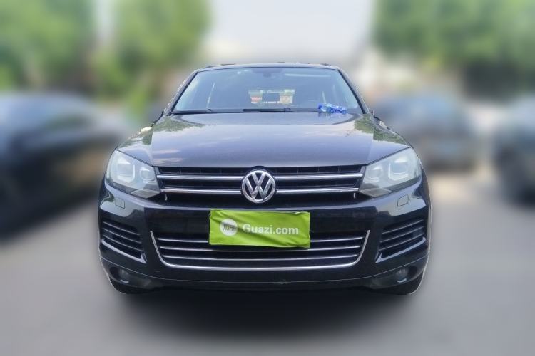 Used Volkswagen Touareg 2011 3.0 TSI Standard Version Front