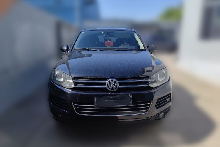 Used Volkswagen Touareg 2011 3.0 TDI Diesel Comfort Version Front