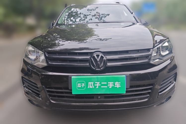 Used Volkswagen Touareg 2011 3.0 TSI Standard Version Front