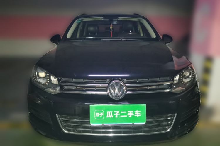 Used Volkswagen Touareg 2011 3.0 TSI Comfort Version Front