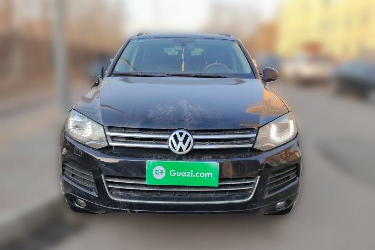 Used Volkswagen Touareg 2011 3.0 TSI High-End Version Front