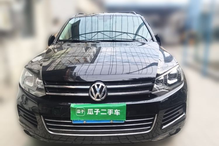 Used Volkswagen Touareg 2011 3.0 TSI Standard Version Front