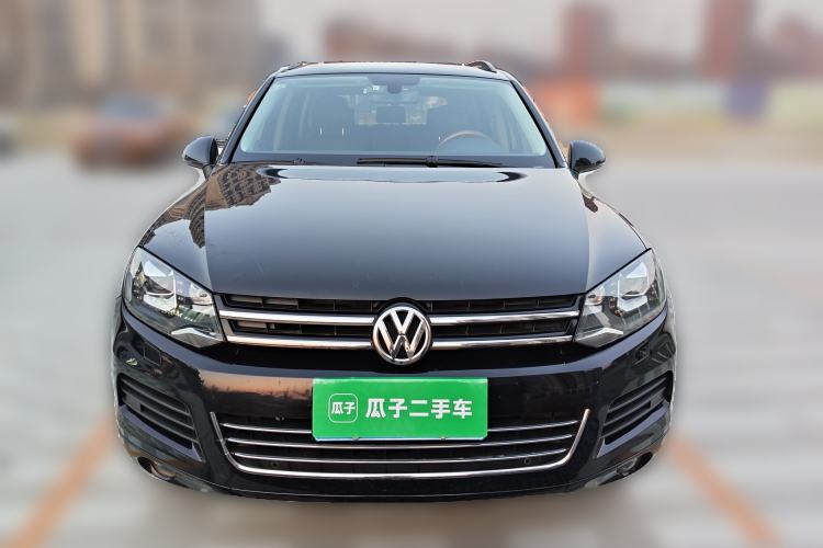 Used Volkswagen Touareg 2011 3.0 TSI Comfort Version Front