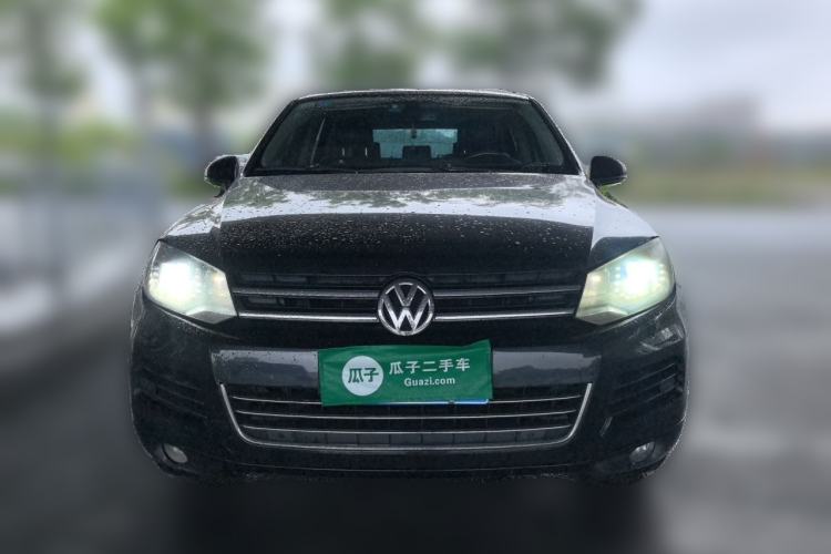 Used Volkswagen Touareg 2011 3.0 TSI Comfort Version Front