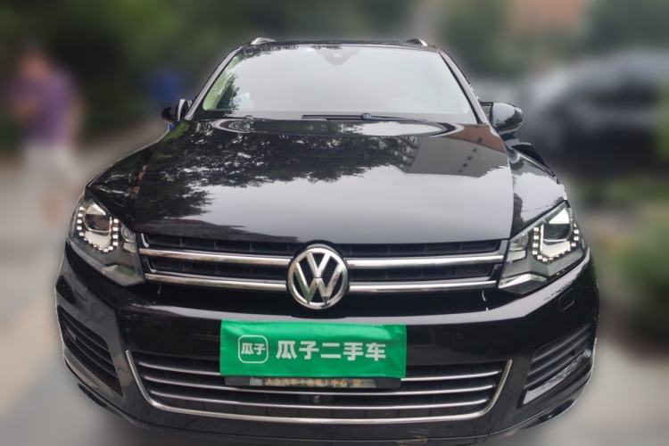 Used Volkswagen Touareg 2011 3.0 TSI Luxury Edition Front