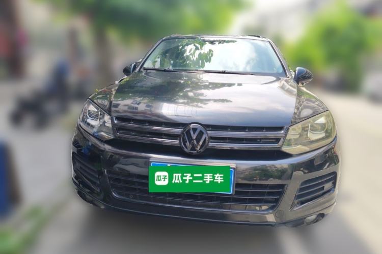 Used Volkswagen Touareg 2011 3.0 TSI High-End Version Front