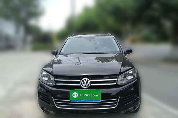 Used Volkswagen Touareg 2011 3.0 TSI Comfort Version Front