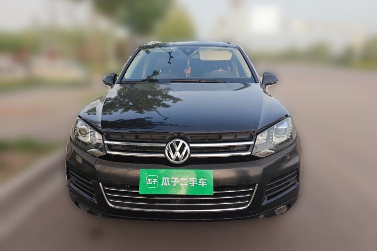 Used Volkswagen Touareg 2011 3.0 TSI Luxury Edition Front