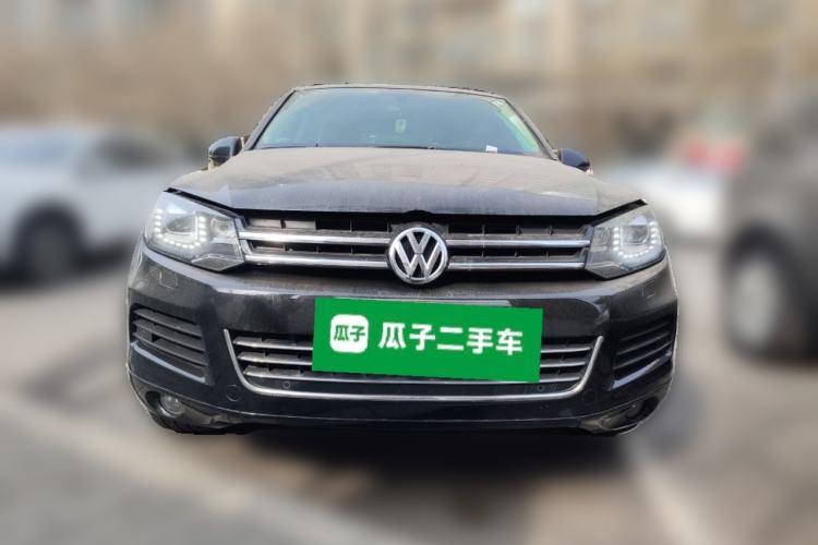 Used Volkswagen Touareg 2011 3.0 TSI Comfort Version Front