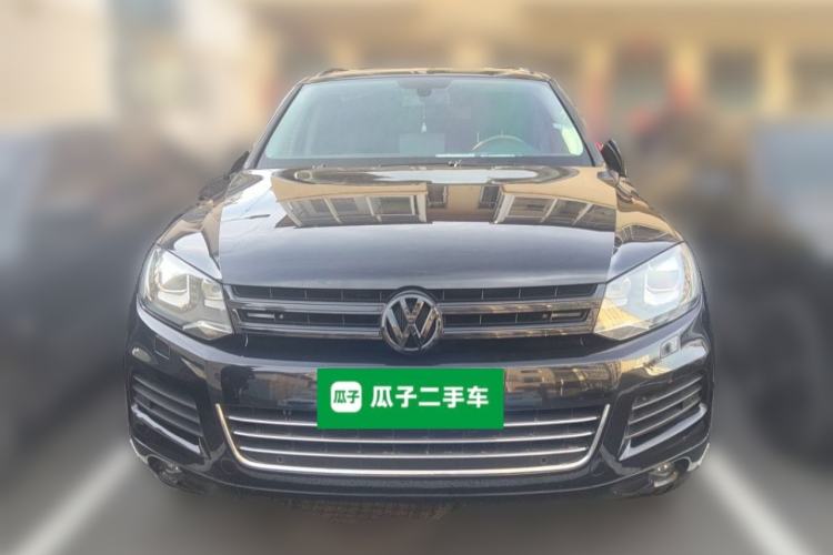 Used Volkswagen Touareg 2011 3.0 TSI High-End Version Front