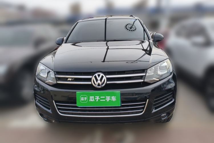 Used Volkswagen Touareg 2011 3.0 TSI High-End Version Front