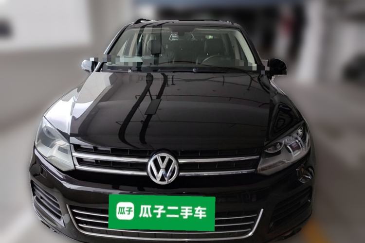 Used Volkswagen Touareg 2011 3.0 TSI Standard Version Front