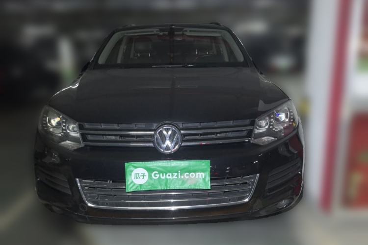Used Volkswagen Touareg 2011 3.0 TSI Standard Version Front