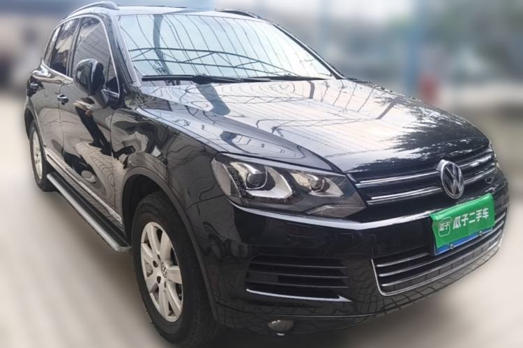 Used Volkswagen Touareg 2011 3.0 TSI Standard Version Front Right 45 Deg