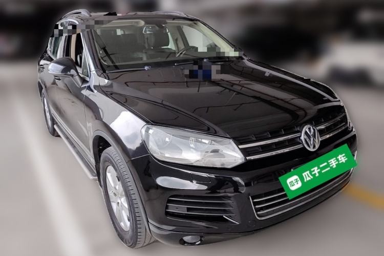 Used Volkswagen Touareg 2011 3.0 TSI Standard Version Front Right 45 Deg