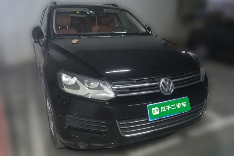 Used Volkswagen Touareg 2011 3.0 TDI Diesel Standard Version Front Right 45 Deg