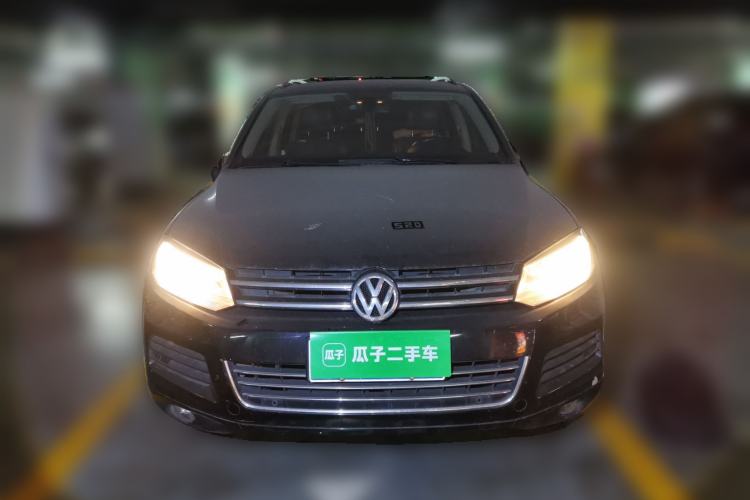Used Volkswagen Touareg 2011 3.0 TSI Comfort Version Front