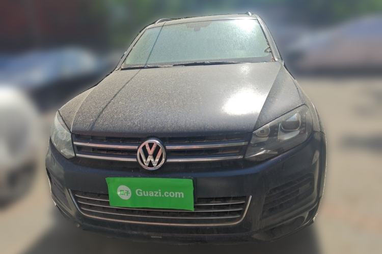 Used Volkswagen Touareg 2011 3.0 TSI Comfort Version Front