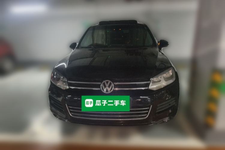 Used Volkswagen Touareg 2011 3.0 TSI Standard Version Front