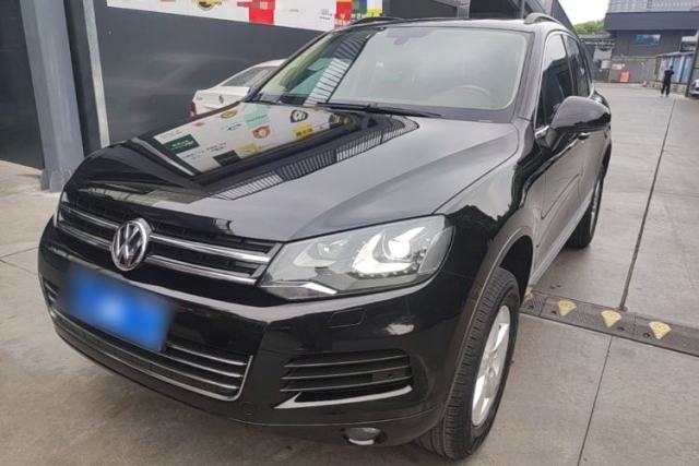 Used Volkswagen Touareg 2011 3.0 TSI Comfort Version