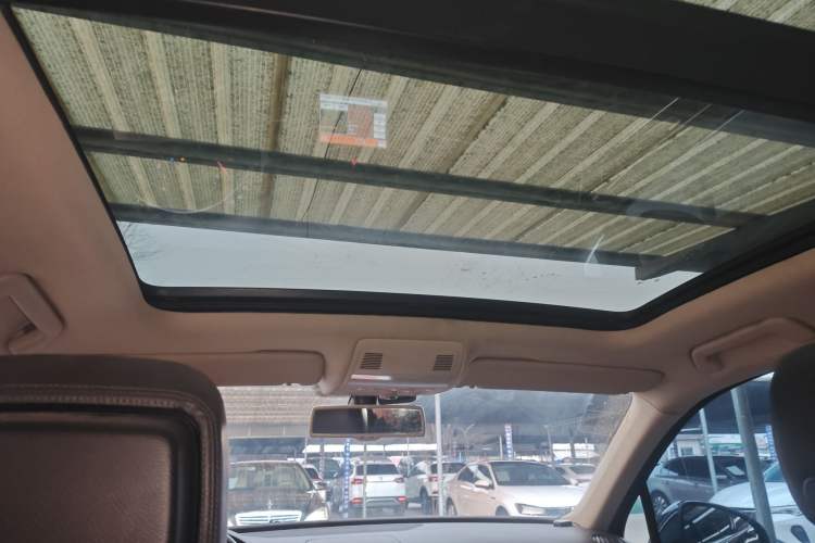 Used Volkswagen Touareg 2011 3.0 TSI Standard Version Headliner