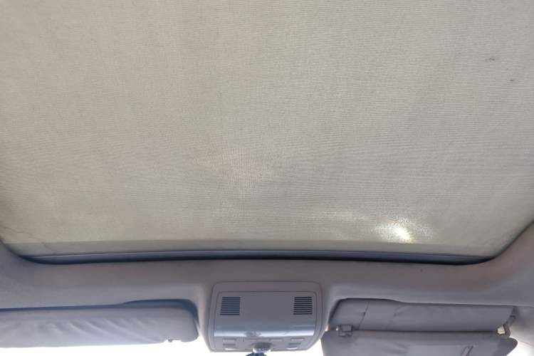 Used Volkswagen Touareg 2011 3.0 TSI Standard Version Headliner