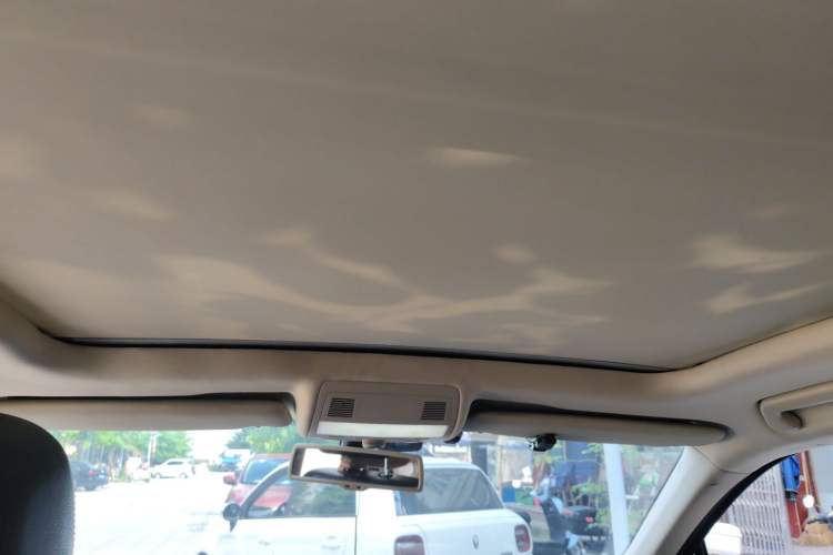 Used Volkswagen Touareg 2011 3.0 TSI High-End Version Headliner