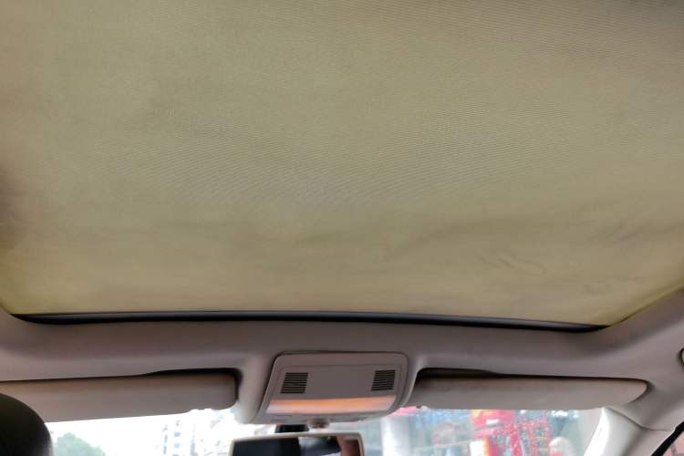 Used Volkswagen Touareg 2011 3.0 TSI Standard Version Headliner
