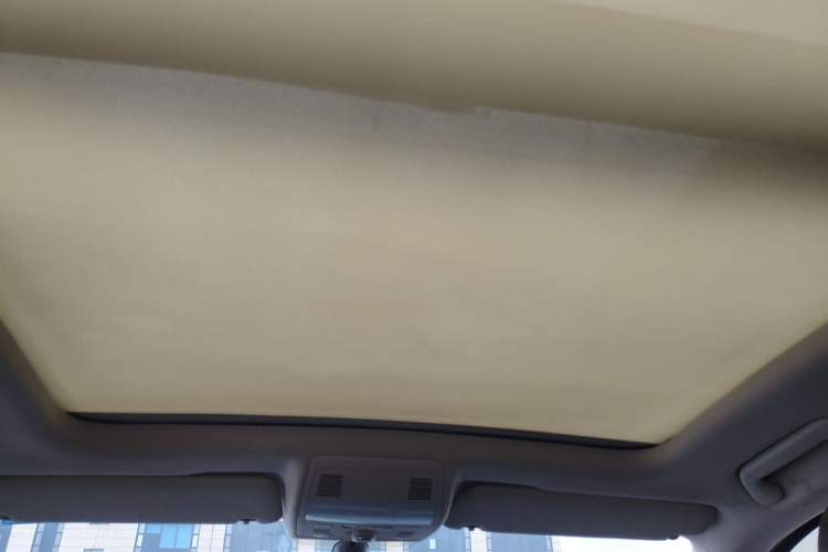Used Volkswagen Touareg 2011 3.0 TSI High-End Version Headliner
