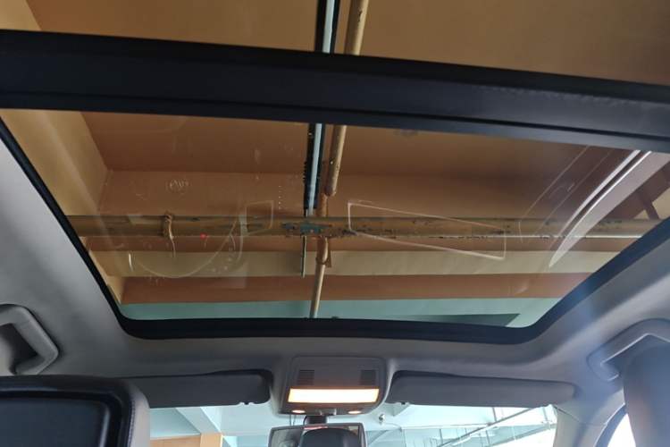 Used Volkswagen Touareg 2011 3.0 TSI Standard Version Headliner