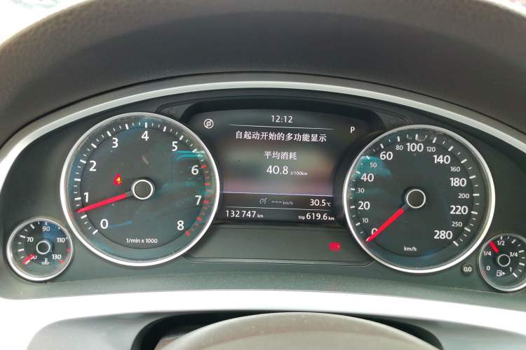 Used Volkswagen Touareg 2011 3.0 TSI Standard Version Instrument Cluster