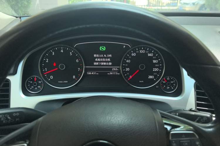 Used Volkswagen Touareg 2011 3.0 TSI Standard Version Instrument Cluster
