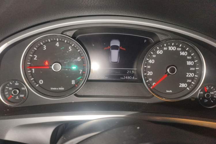 Used Volkswagen Touareg 2011 3.0 TSI Standard Version Instrument Cluster