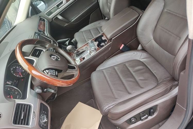 Used Volkswagen Touareg 2011 3.0 TSI Comfort Version Left Front Seat