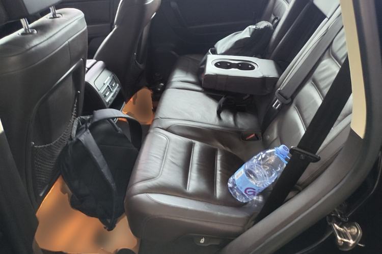 Used Volkswagen Touareg 2011 3.0 TSI Standard Version Left Rear Seat