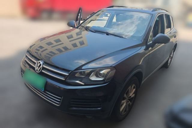 Used Volkswagen Touareg 2011 3.0 TSI Comfort Version