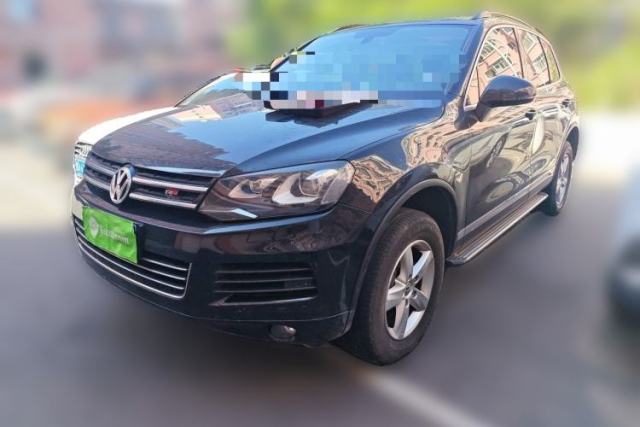 Ojetý Volkswagen Touareg 2011 3.0 TSI Comfort Version