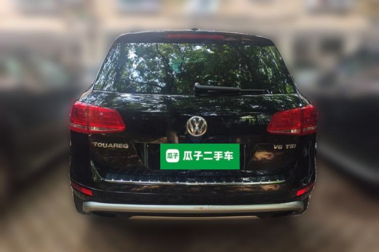 Used Volkswagen Touareg 2011 3.0 TSI High-End Version Rear