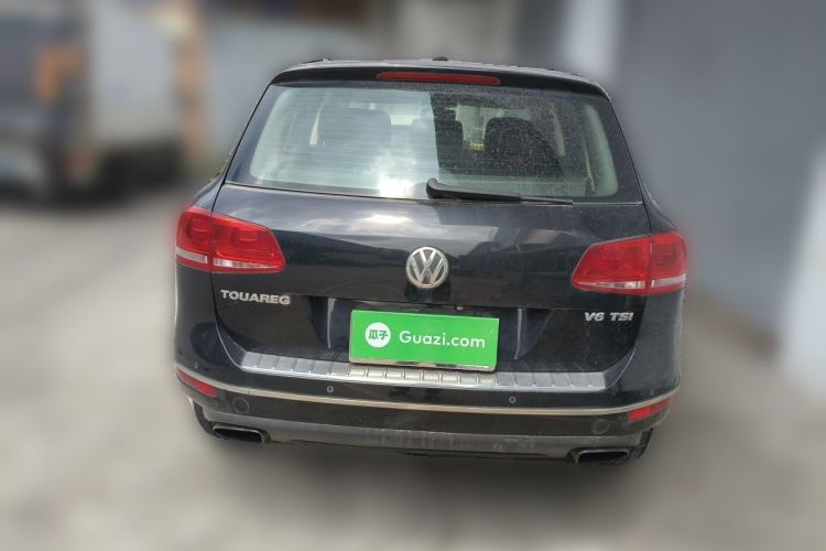 Used Volkswagen Touareg 2011 3.0 TSI Comfort Version Rear
