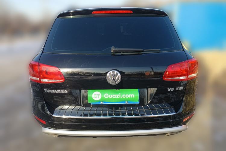 Used Volkswagen Touareg 2011 3.0 TSI Comfort Version Rear