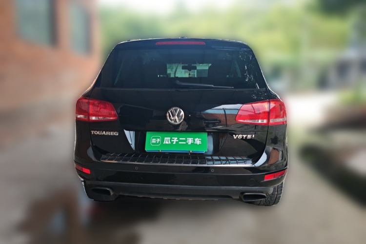 Used Volkswagen Touareg 2011 3.0 TSI High-End Version Rear