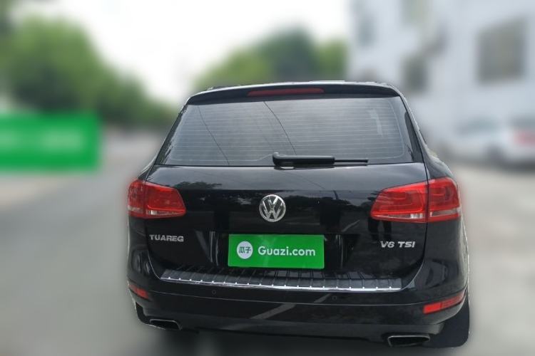 Used Volkswagen Touareg 2011 3.0 TSI Comfort Version Rear